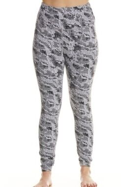SPYDER brand  active leggings size LARGE